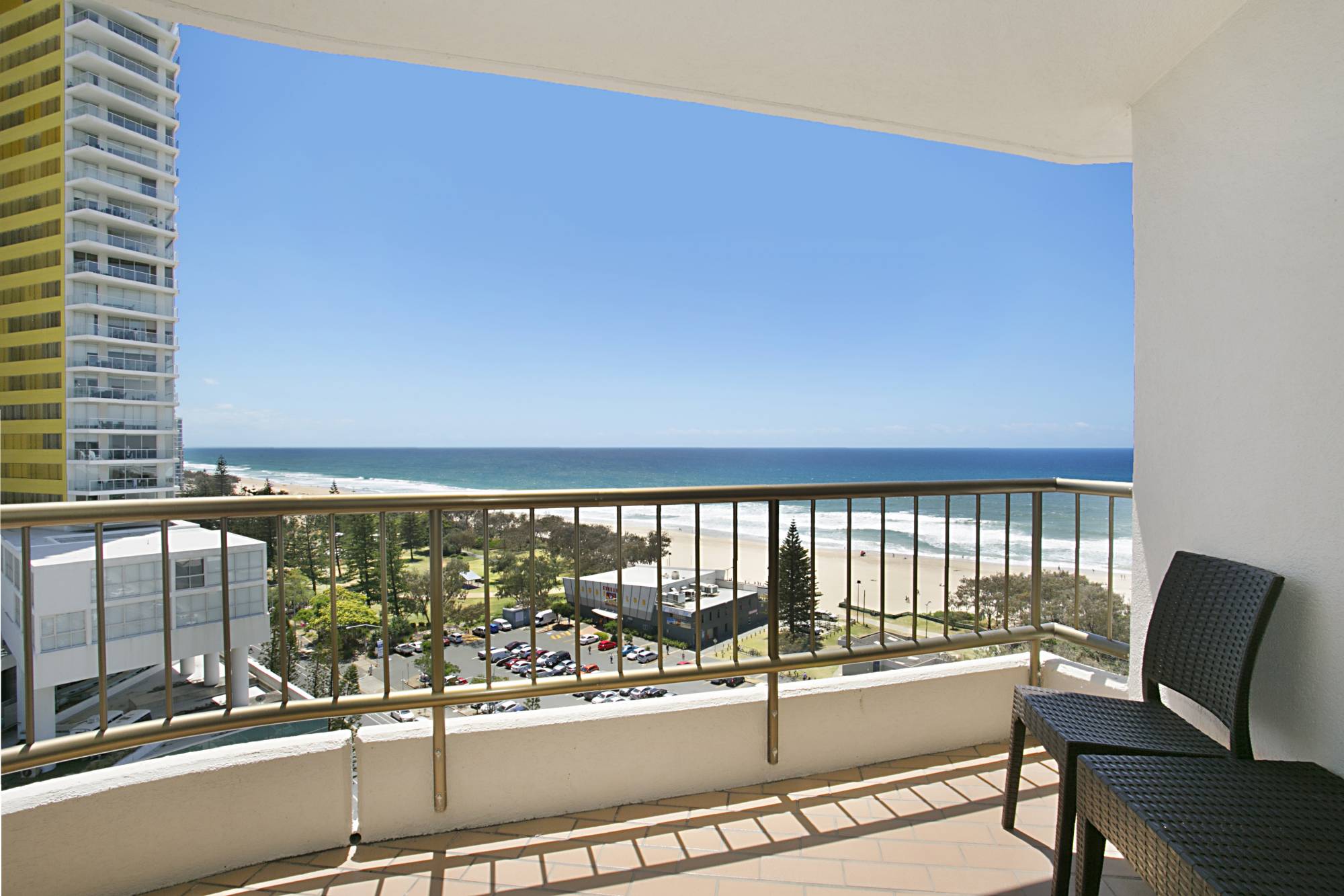 voyager hotel broadbeach